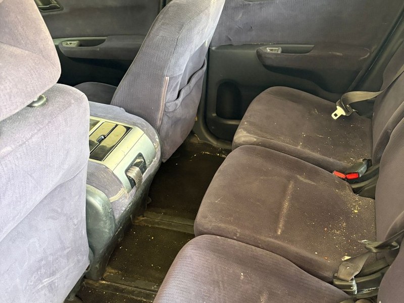 Rear seats before detailing